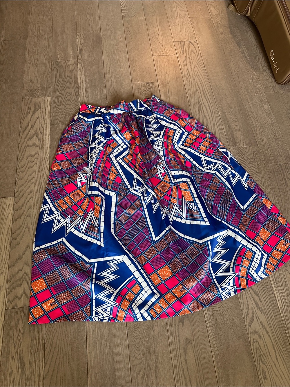 Vibrant Geometric Print Midi Skirt in Blue & Pink